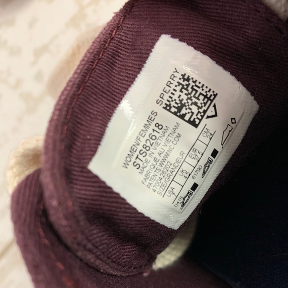 Sperry shoes - Picture 2 of 2
